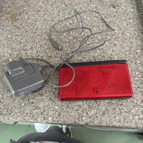 Nintendo lite red dragon - lite,