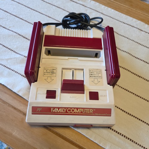 Genuine nintendo famicom - genuine,