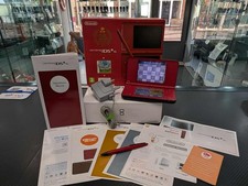 Nintendo DSi XL Super Mario